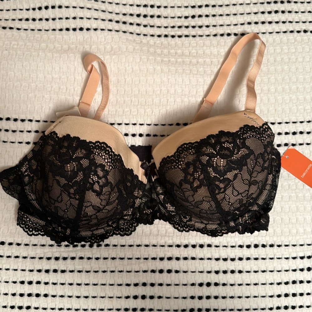 NWT Sexy, Lace and spandex pick up bra
